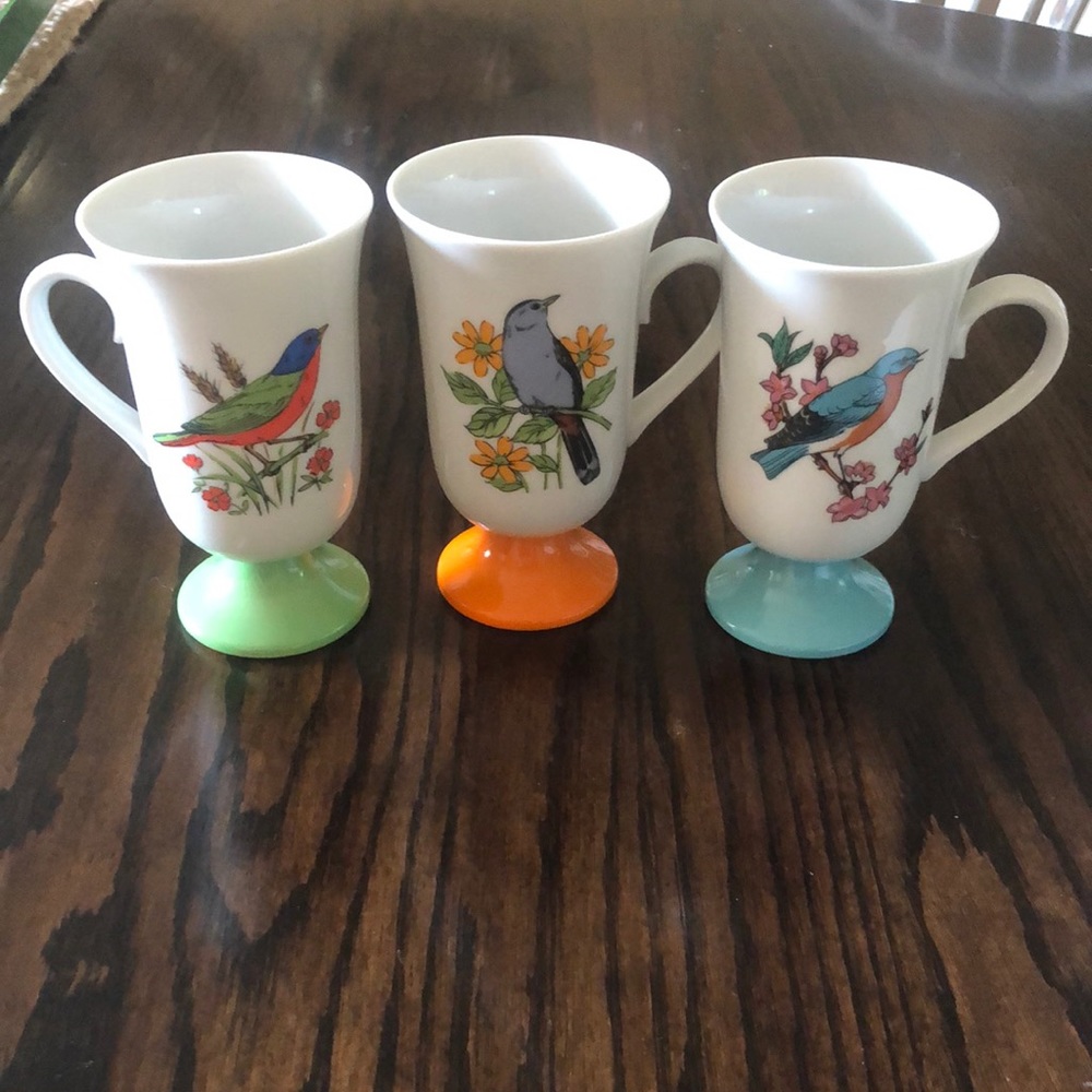 Pretty Vintage Sanyei Coffee Mugs